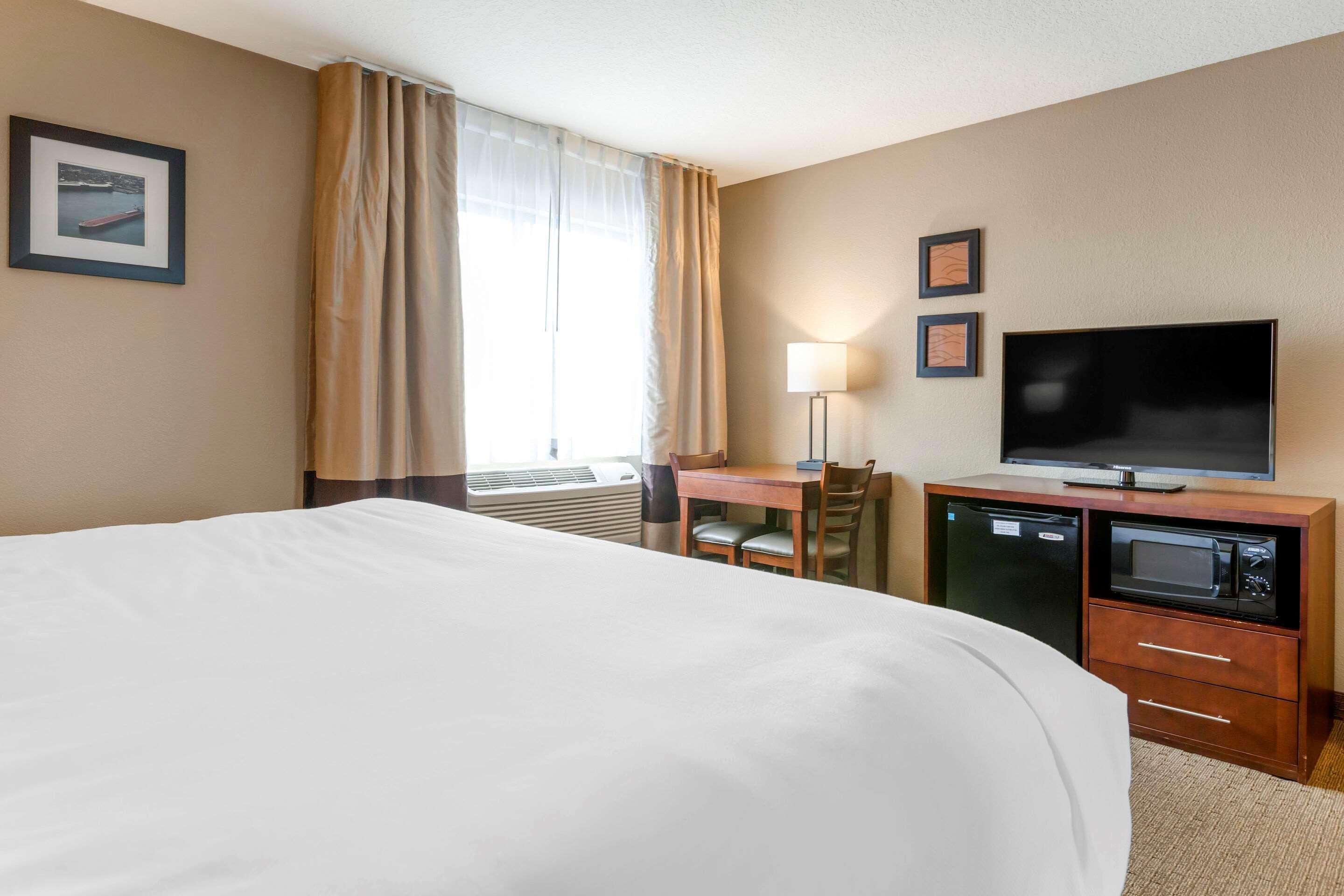 Comfort Inn Sault Ste. Marie Buitenkant foto
