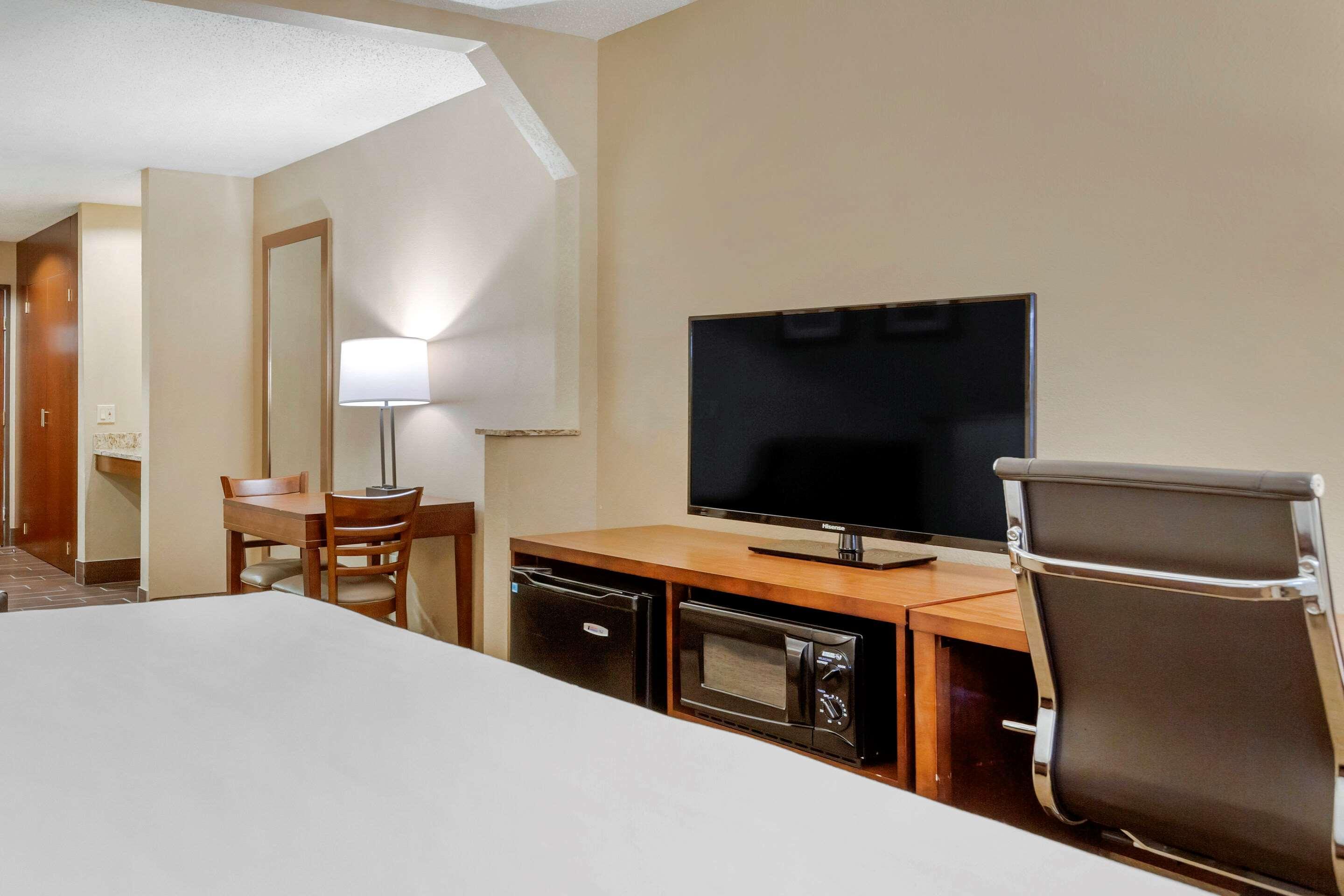 Comfort Inn Sault Ste. Marie Buitenkant foto