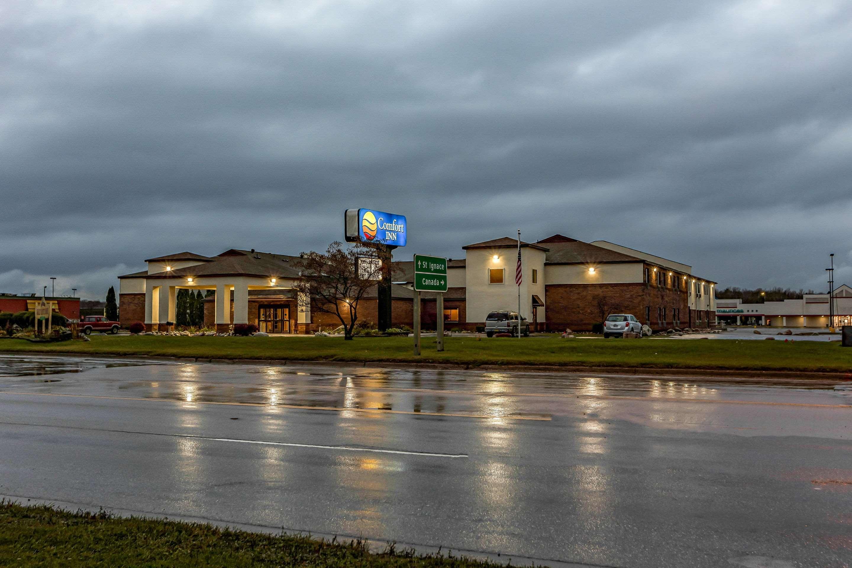 Comfort Inn Sault Ste. Marie Buitenkant foto
