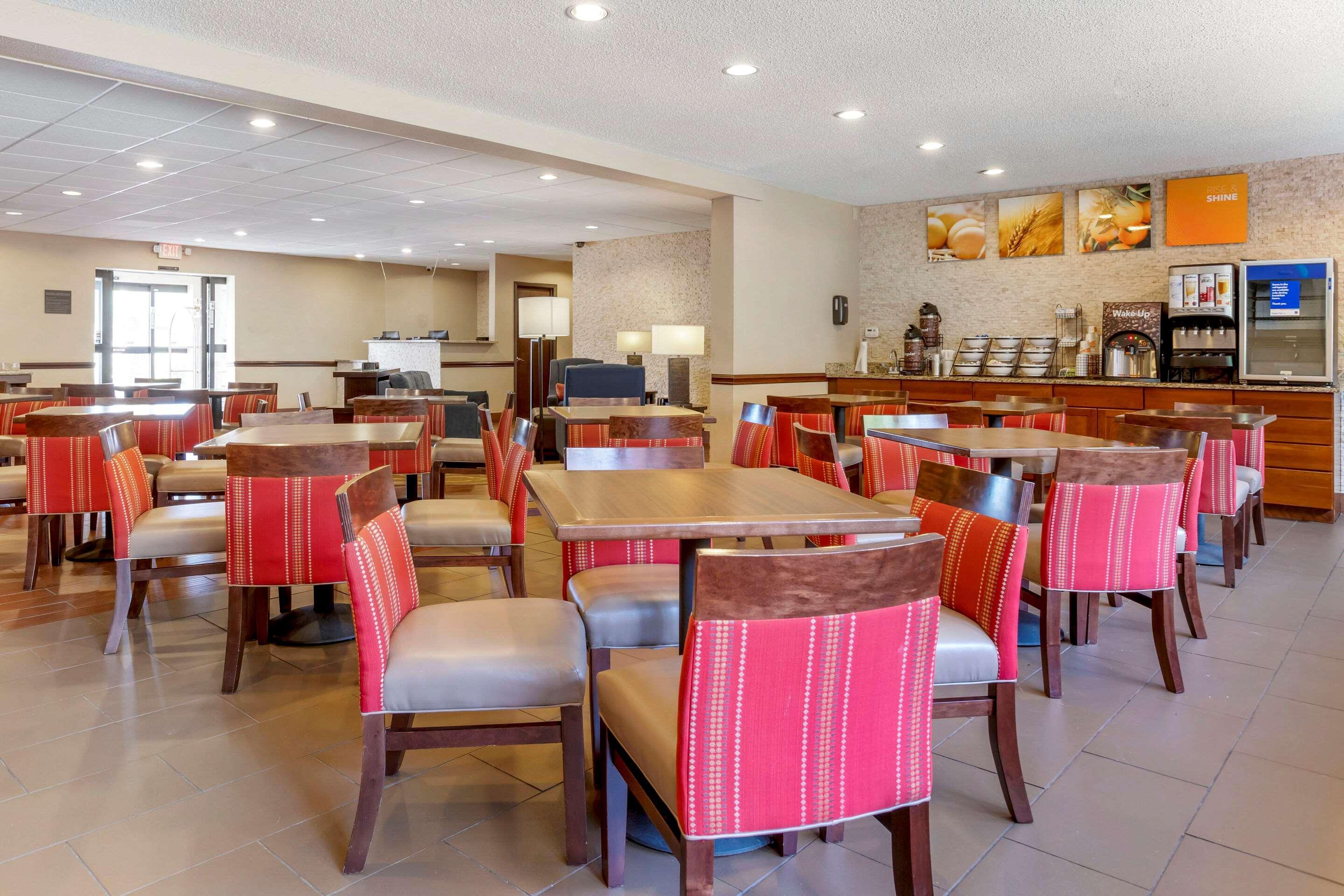 Comfort Inn Sault Ste. Marie Buitenkant foto