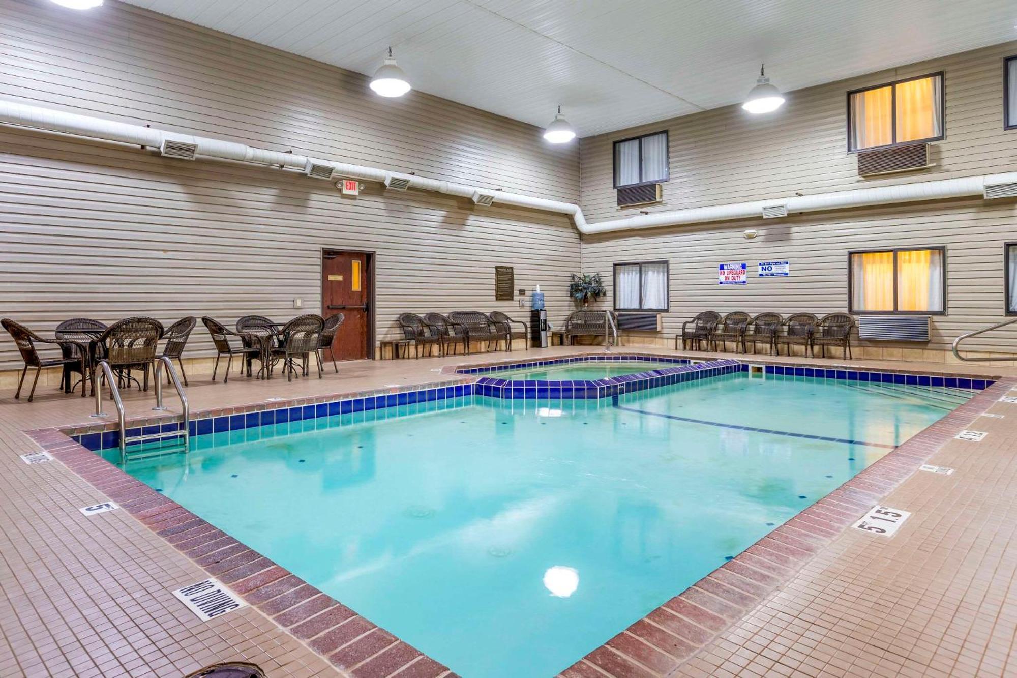 Comfort Inn Sault Ste. Marie Buitenkant foto