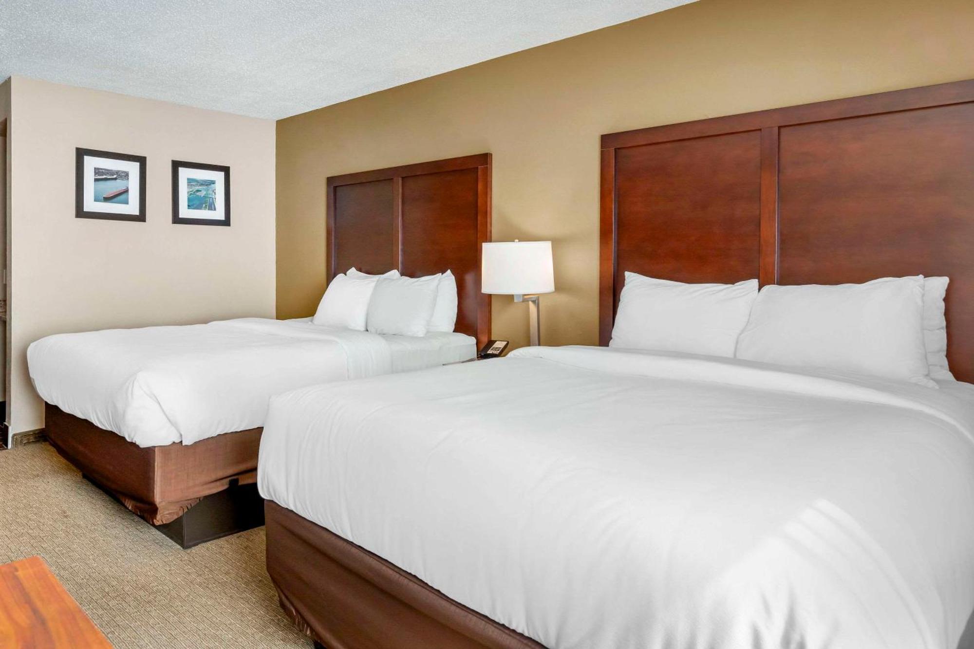 Comfort Inn Sault Ste. Marie Buitenkant foto